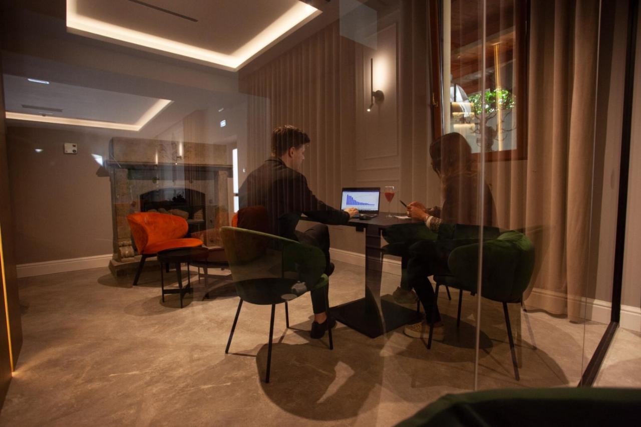 Bel Sito Hotel Due Torri Manocalzati Luaran gambar