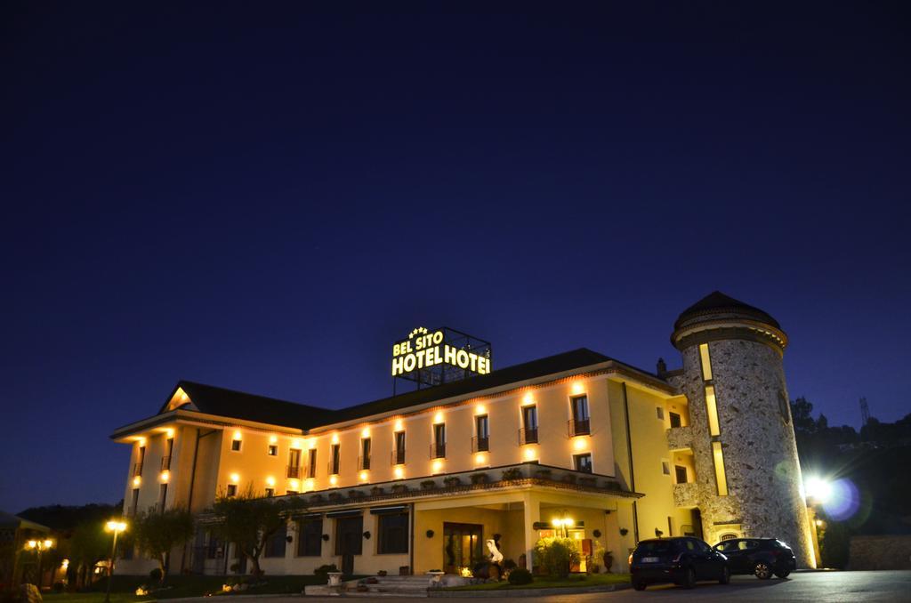 Bel Sito Hotel Due Torri Manocalzati Luaran gambar