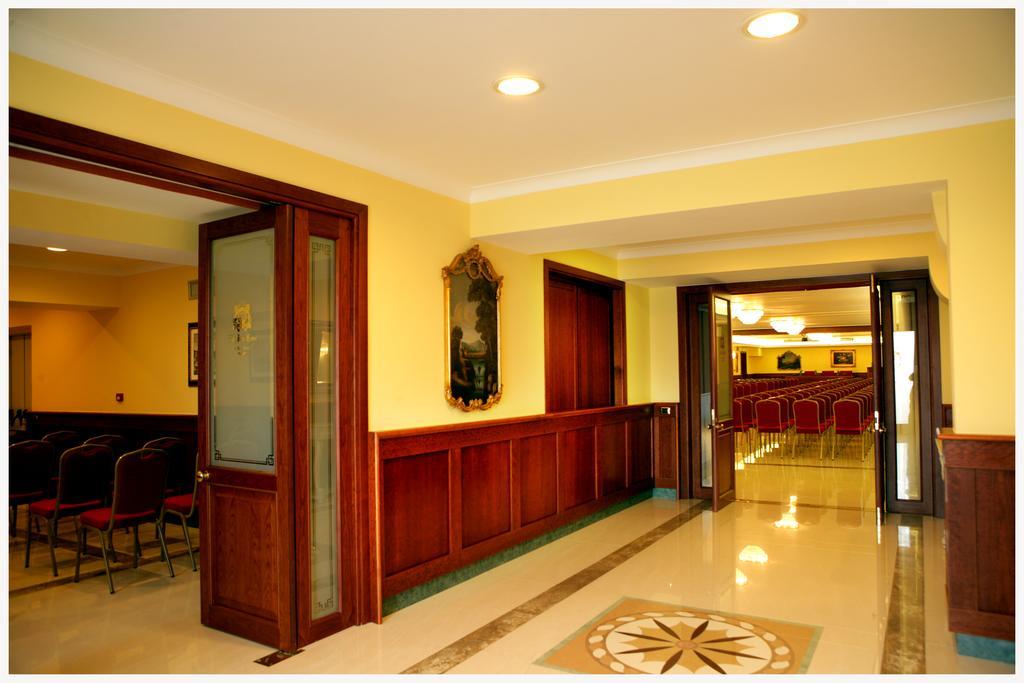 Bel Sito Hotel Due Torri Manocalzati Luaran gambar