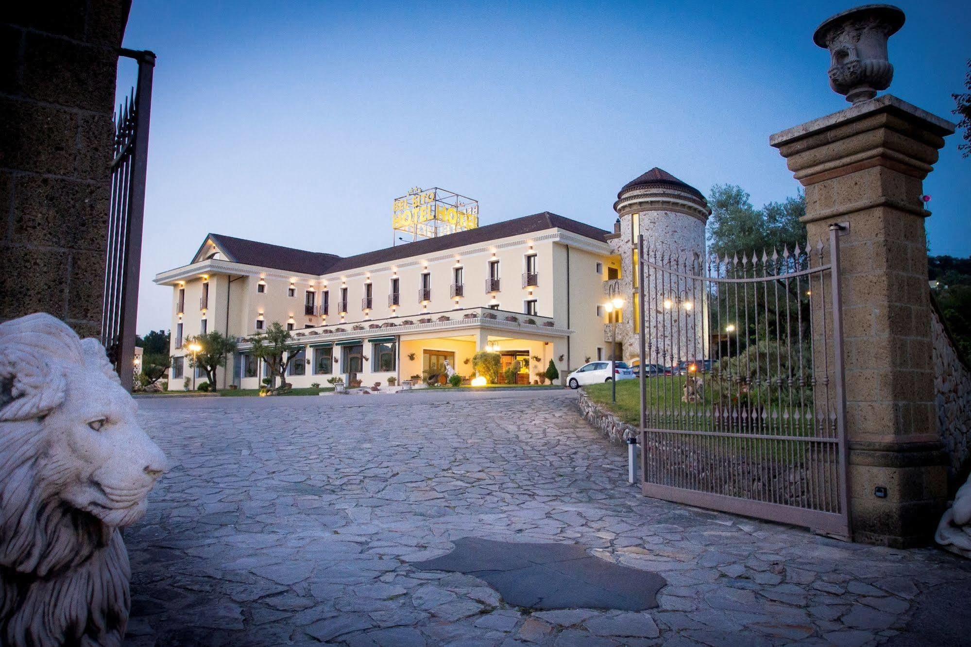 Bel Sito Hotel Due Torri Manocalzati Luaran gambar