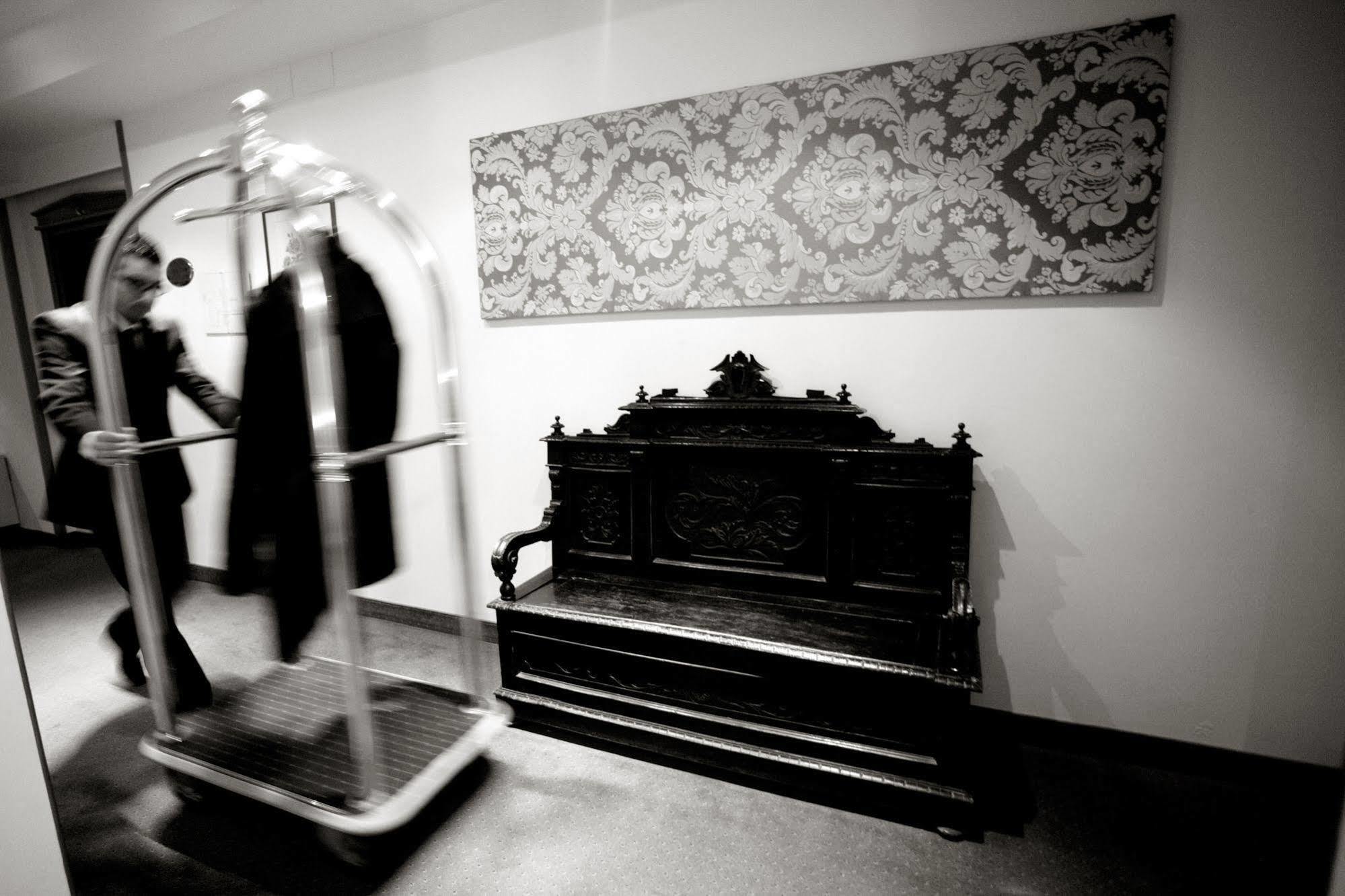 Bel Sito Hotel Due Torri Manocalzati Luaran gambar