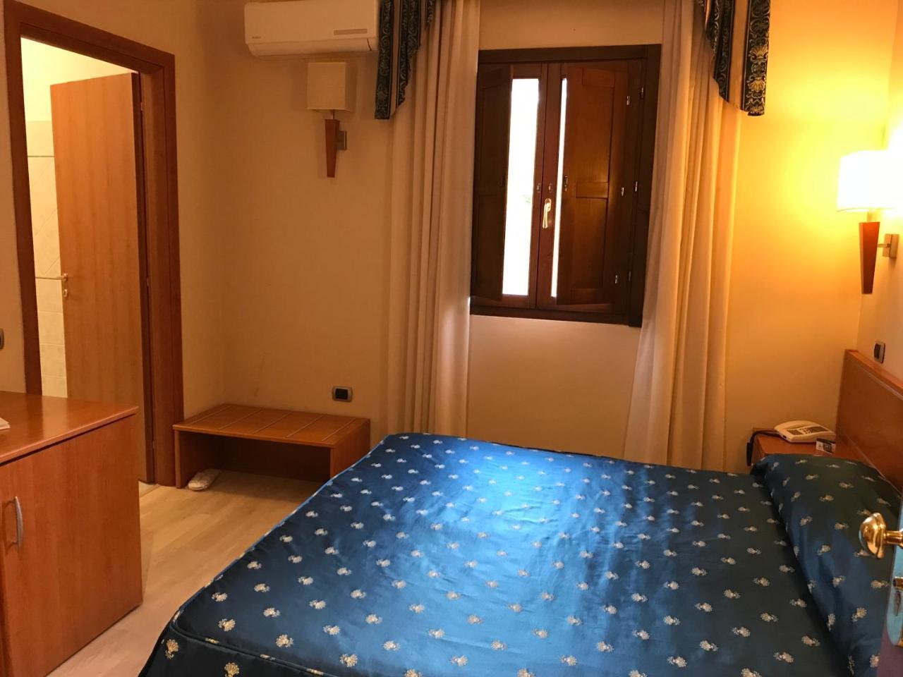 Bel Sito Hotel Due Torri Manocalzati Luaran gambar
